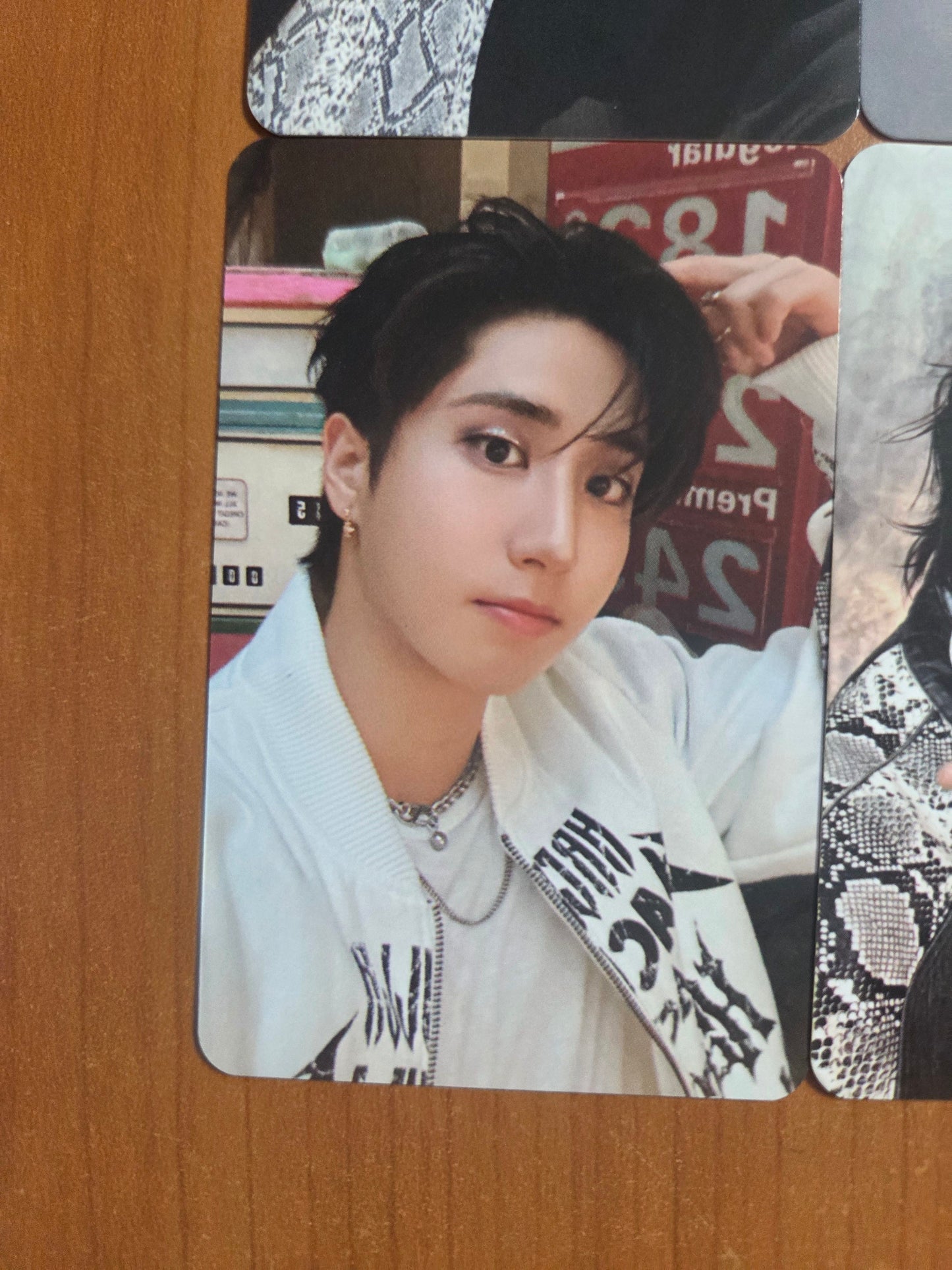 Stray Kids Soundwave POB Photocard Album "DO IT" Official - 25.11.29