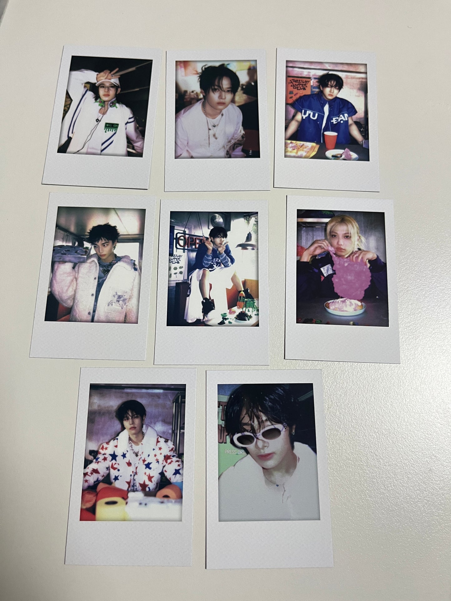 Stray Kids 2026 Season's Greeting Starlight Super Club Polaroid Official - 25.12.25 8 Type