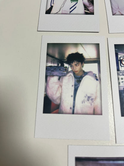 Stray Kids 2026 Season's Greeting Starlight Super Club Polaroid Official - 25.12.25 8 Type