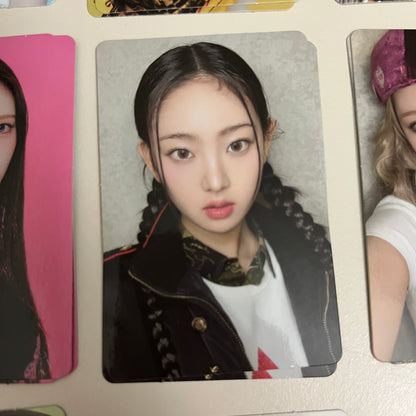 [Concert MD] KiiKii Trading Photocard KiiiKiii FesTiiival Official 11 Type - 26.05.19 Authentic