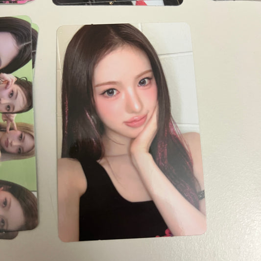 [Concert MD] KiiKii Trading Photocard KiiiKiii FesTiiival Official 11 Type - 26.05.19 Authentic