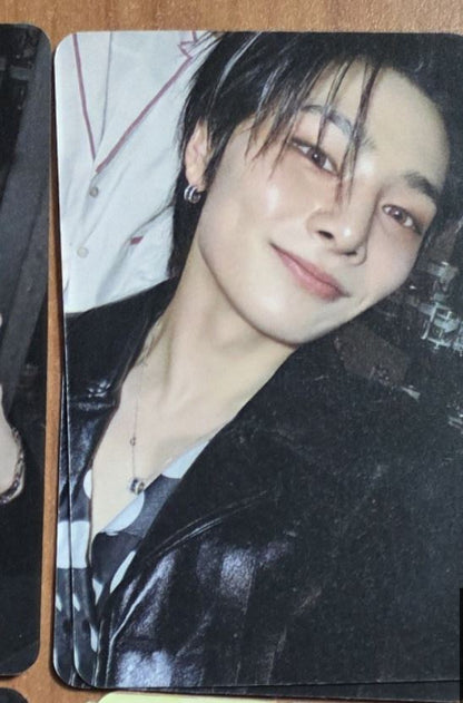 Stray Kids Applemusic POB Photocard Album "DO IT" Official - 25.11.26