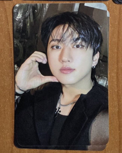 Stray Kids Applemusic POB Photocard Album "DO IT" Official - 25.11.26